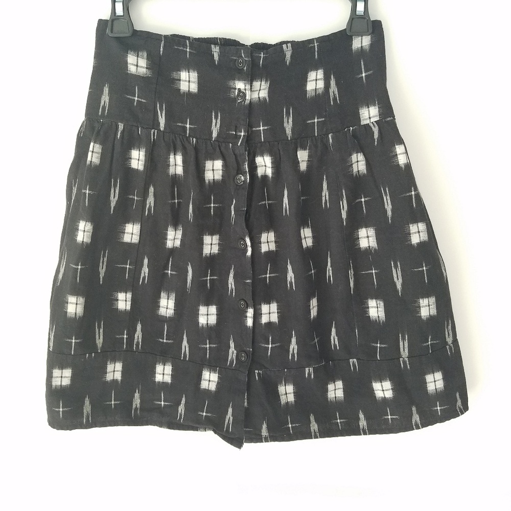 UO Black and White Printed Full Skirt
